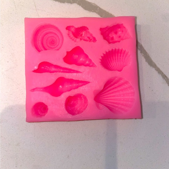 Shells mold - Picture 1 of 2